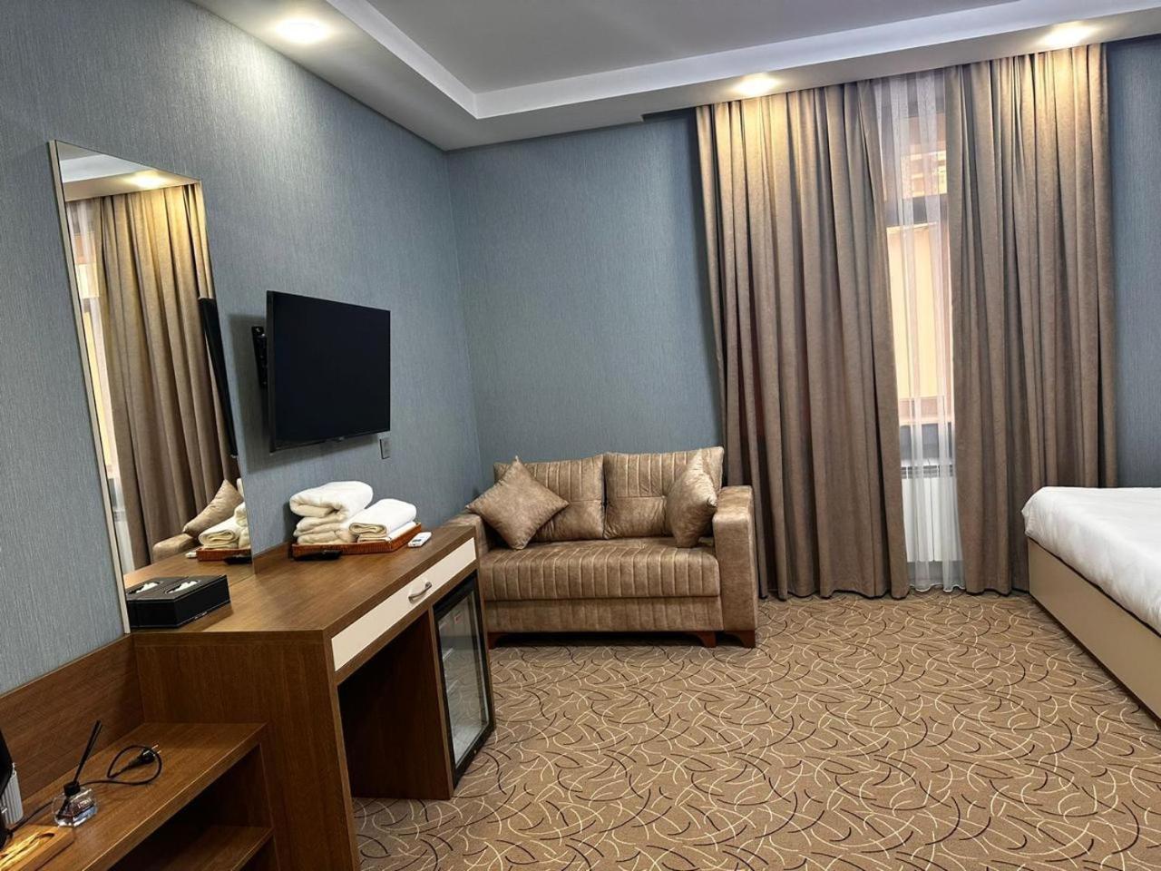 Royal Meridien Hotel Baku Exterior foto